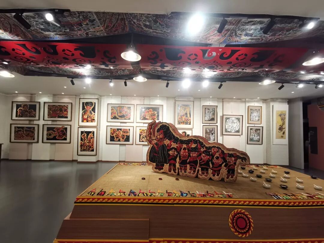 成华小学以大爱之心育莘莘学子 ，以大美之艺绘传世之作