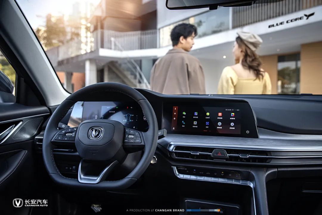 不止是新增200多项语音控制 全新CS35PLUS将于3月上市-微信头条网 不止是新增200多项语音控制 全新CS35PLUS将于3月上市