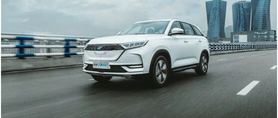 15.99万起搭载人脸识别，长安欧尚X7 EV开启电动车刷脸时代