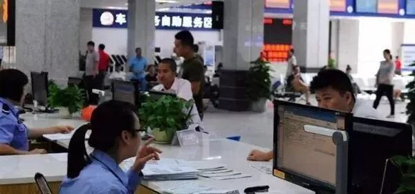 买车可以少交一大笔钱！国税总局宣布：正式免征两个税！(图1)