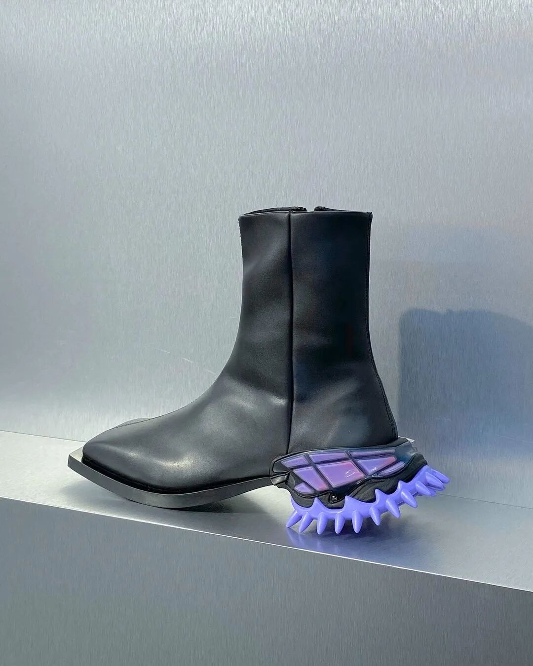 原来鞋子还能这么玩给大家挖掘8位脑洞大开的鞋履设计师