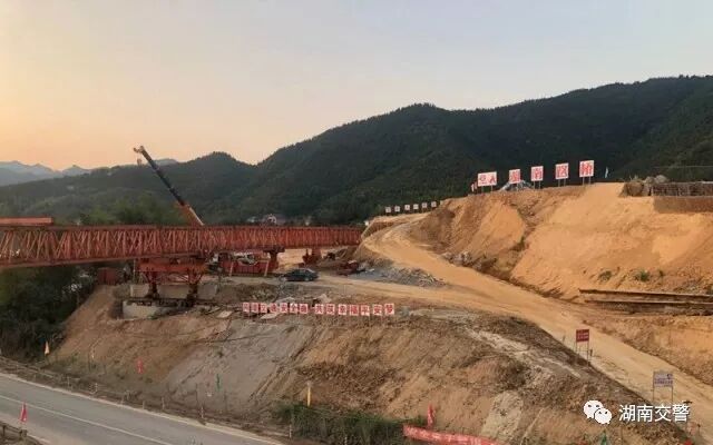 株洲|快收藏！国庆过境株洲高速，这些路段要避开！