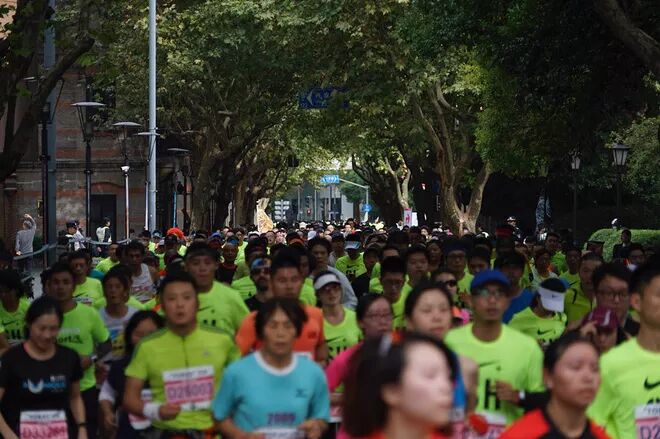 马拉松配速表与时间表_马拉松配速表_马拉松成绩对照配速表