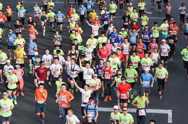 马拉松成绩对照配速表_马拉松配速表_马拉松配速表与时间表