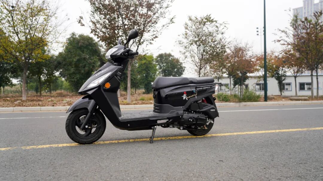 混动加持,更强的载载—8980元大阳vpz125静态测评