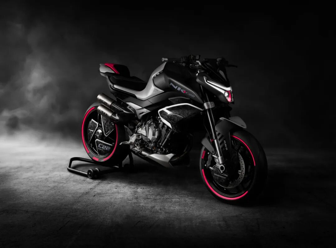 nk800,电动狒狒亮相,春风动力智能化平台 电动化战略落地