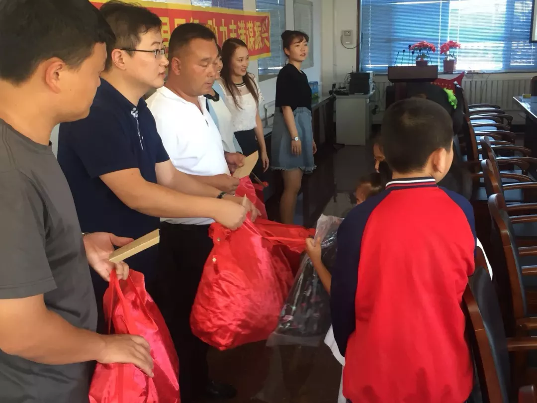市青聯、青企協縣區行第六站——走進豐滿