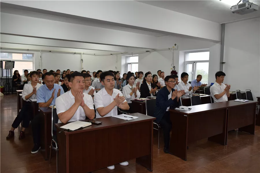 團市委召開機關干部作風整頓大會
