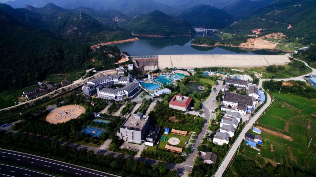 这个春节去宁波西店吃牡蛎鲜掉眉毛