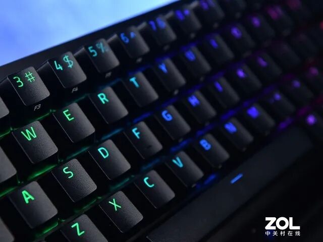 雷蛇雷云是什么_雷蛇鼠标必须下雷云吗_雷蛇雷云玩cf怎么设置