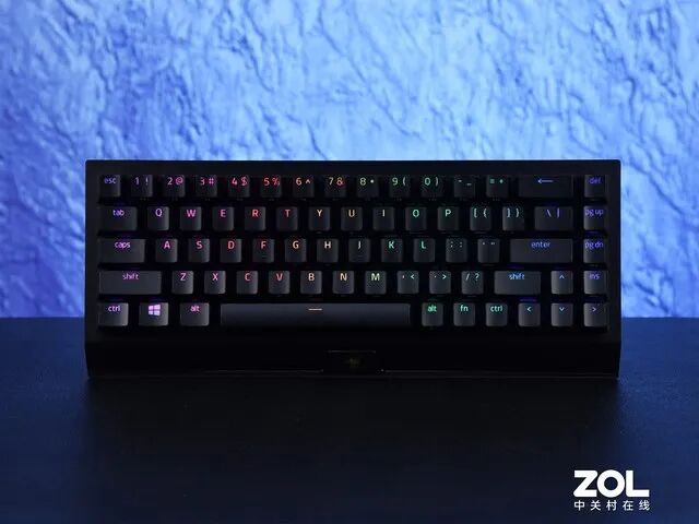 雷蛇雷云是什么_雷蛇鼠标必须下雷云吗_雷蛇雷云玩cf怎么设置