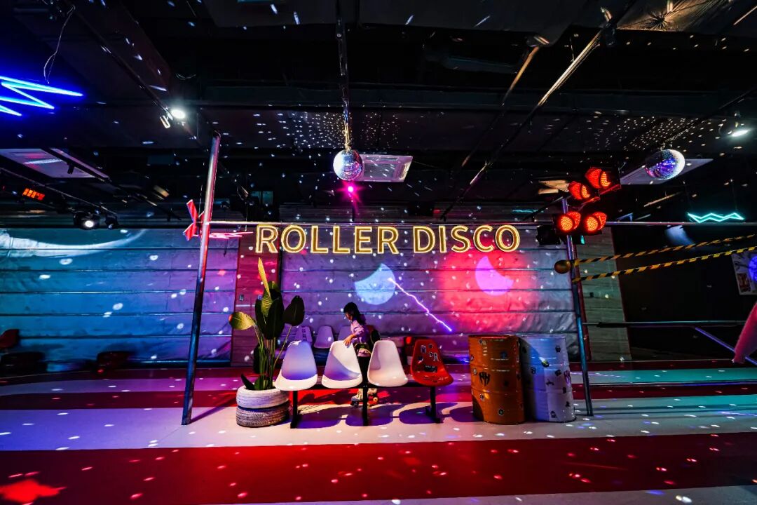 partyking运动街区49元享单人夜场不限时畅玩周末夜场适用78元享全天