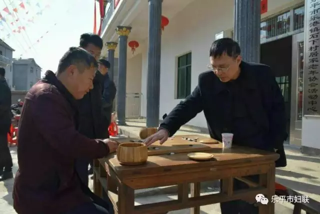 乐平市妇联家庭教育指导中心开展寒假关爱留守儿童活动
