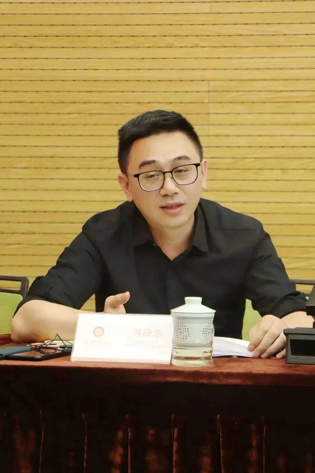 【会员服务】浙江省四川商会召开部分企业“两个健康”调研座谈会