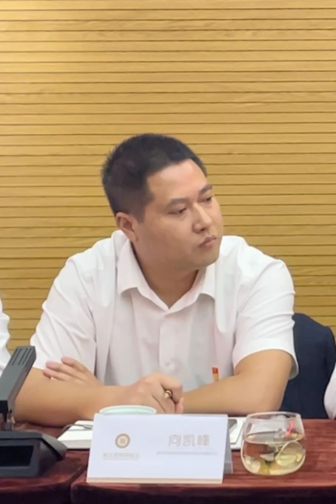 聚焦两个健康 促进协同发展——2024浙江川籍商会党建联建恳谈会在杭州召开