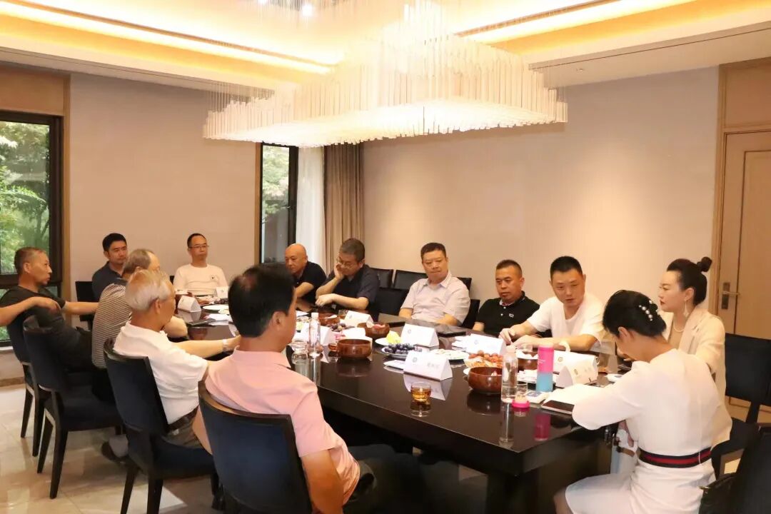 【会务动态】浙江省四川商会举办2022名誉会长高级顾问代表联谊会