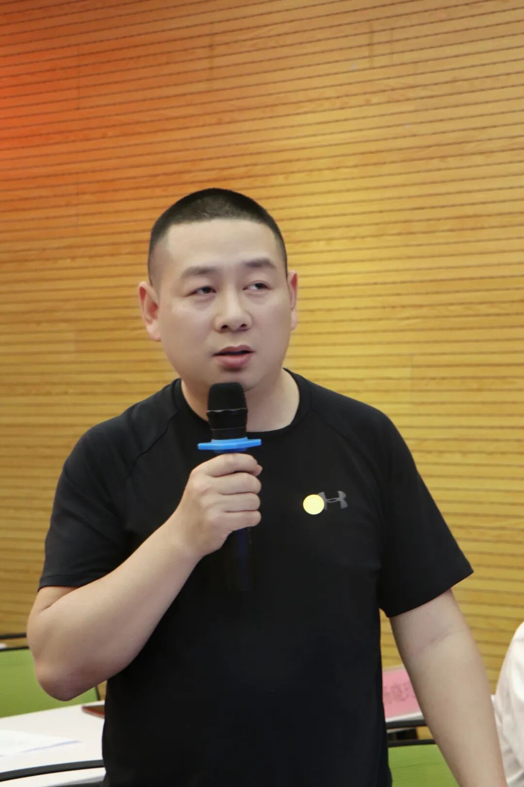 【川商讲堂】第十五期：中小企业向“专精特新”方向进行转型升级的益处