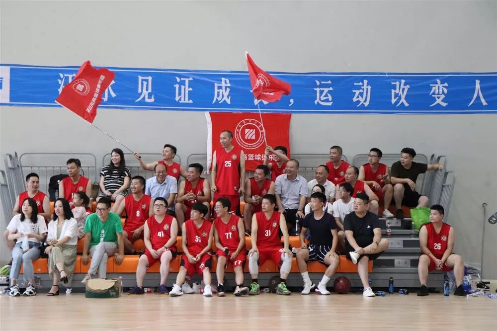 【会员服务】 首届浙江省异地商会“四特东方韵”杯篮球联赛在杭开赛 