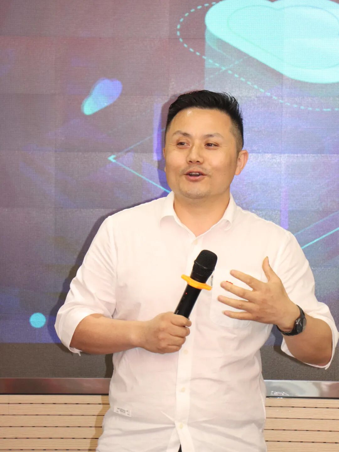 【川商讲堂】第十一期：“百年正青春--青年在企业创新发展中的中坚力量”专题党课