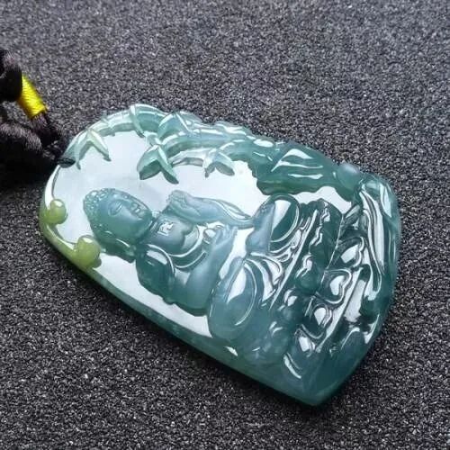 蓝水翡翠跟油青种翡翠很相似？分不清？看完这篇你就懂了！