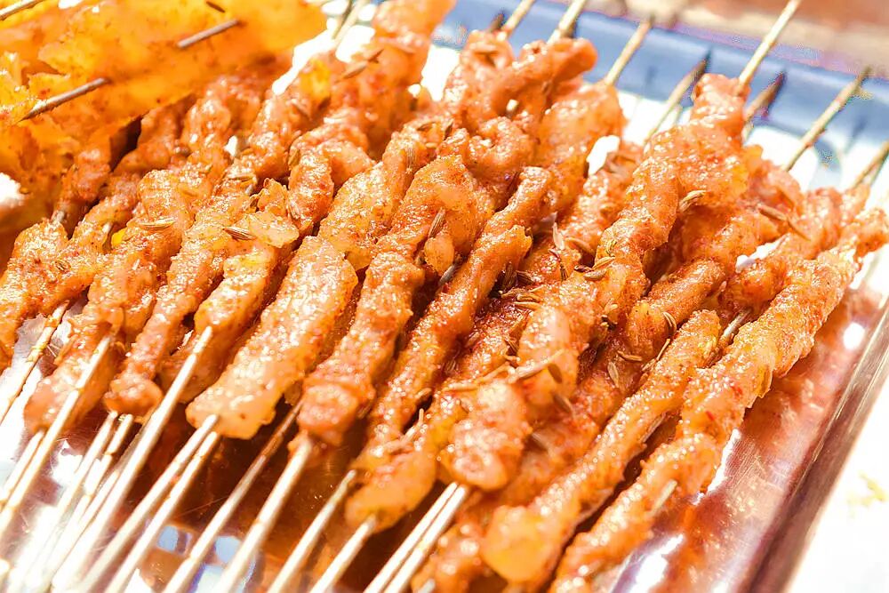 小肉串烤的那叫一个鲜香麻辣