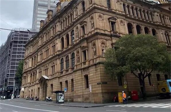 在澳留学生每周可工作40小时 澳航大幅消减航班 500多家幼教中心关闭 - 1