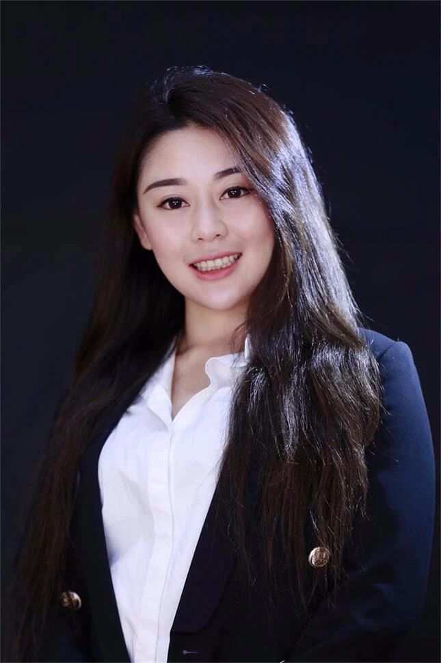 悉尼美女投资者自述：我是怎样挖掘到单月投资回报93%的个股 - 1