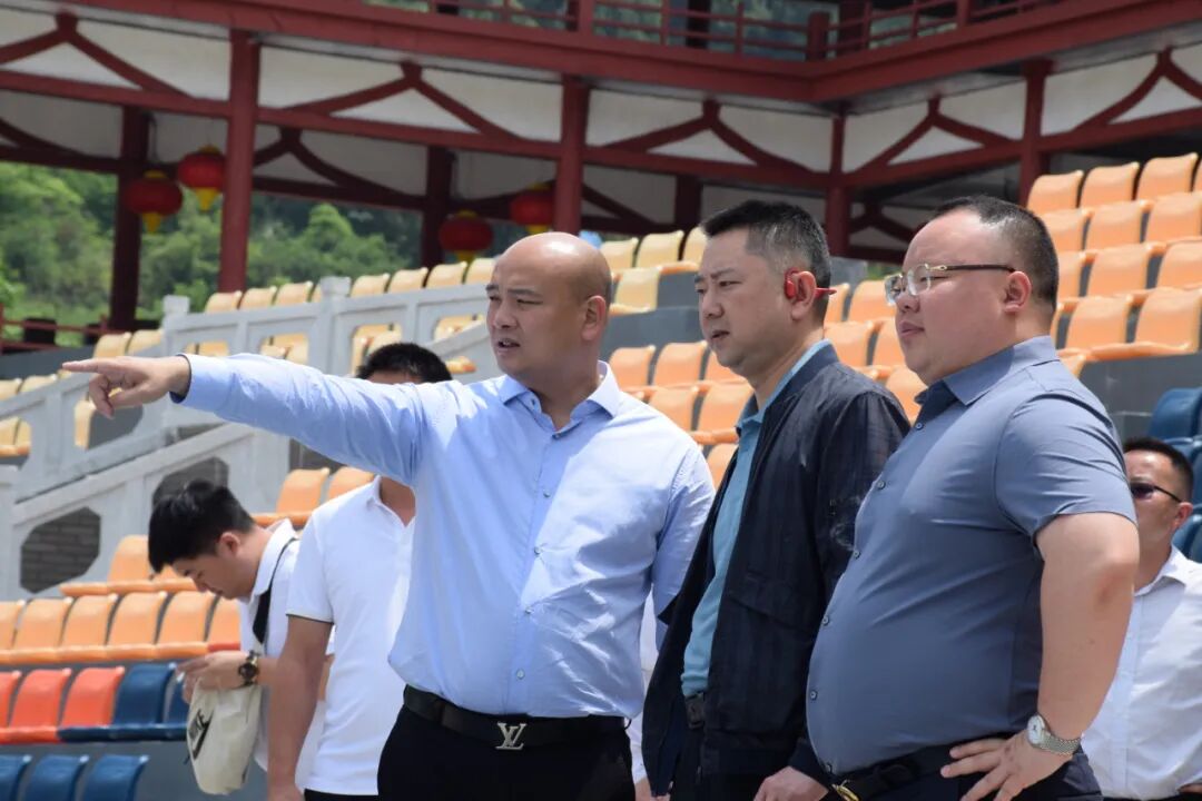 头条主题乐园巨头华强方特高管团队莅临丝路奇幻城考察