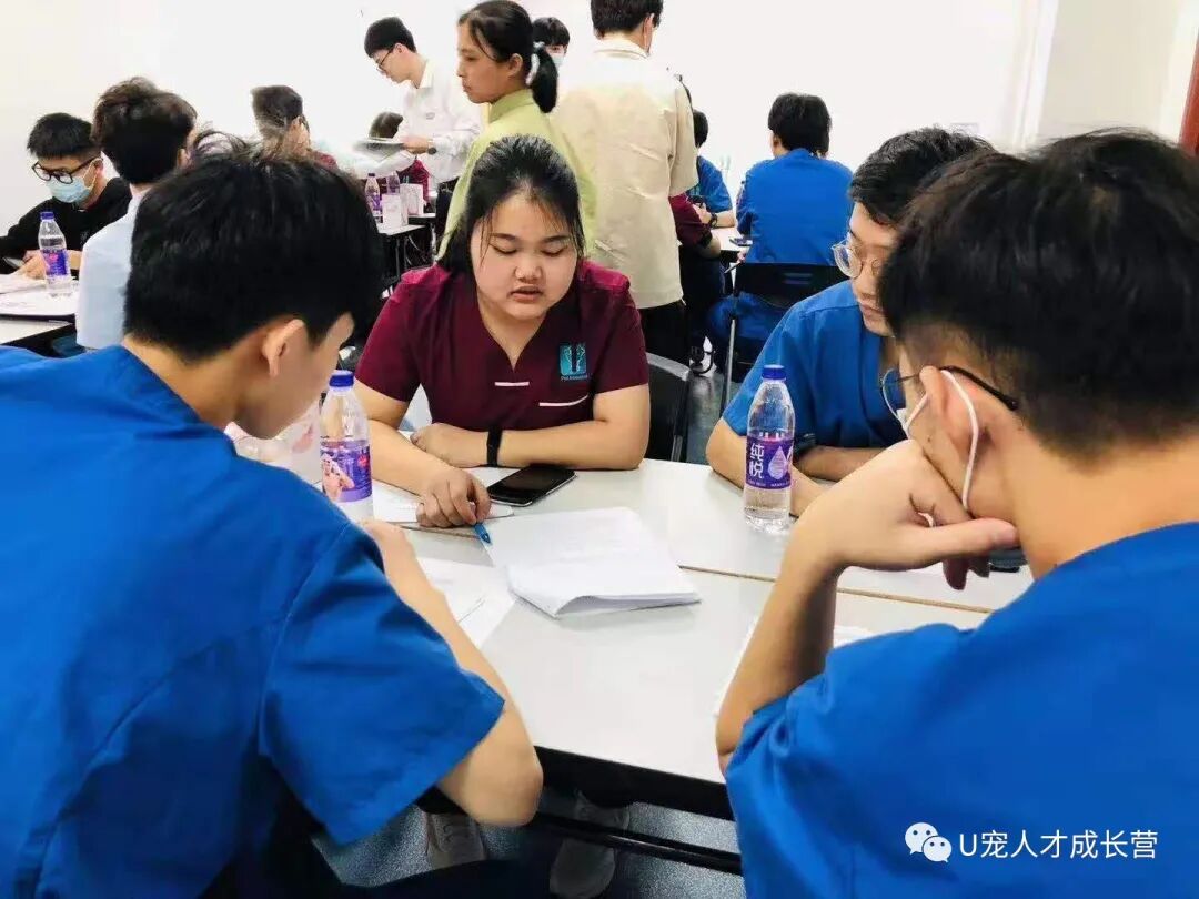 惊人，联合实习生居然还有这种操作！！