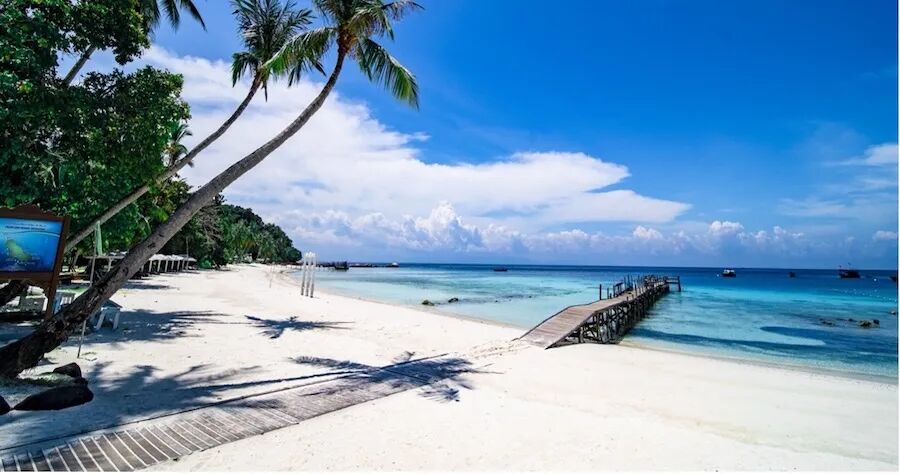 2023 年5 个非去不可的马来西亚岛屿! - Summer Bay Resort
