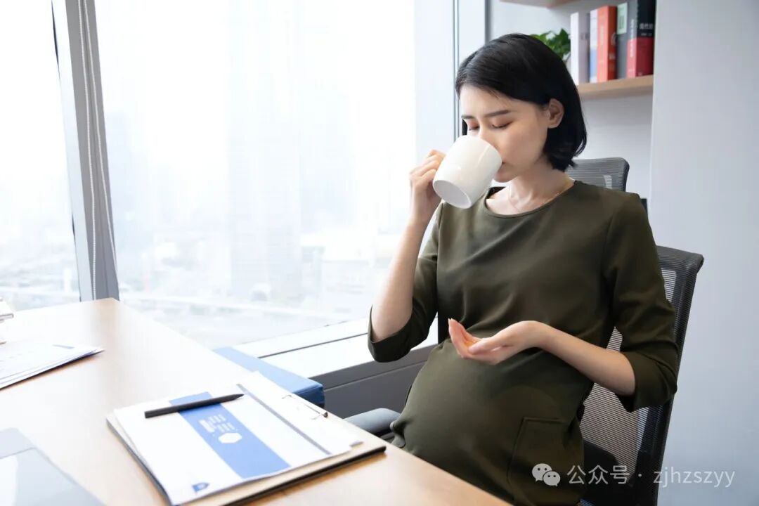 止血纱布怎么用止血纱布用了三排、整个器官青紫……这个位置“动”一下，差点命都没了_https://www.jmylbn.com_新闻资讯_第8张