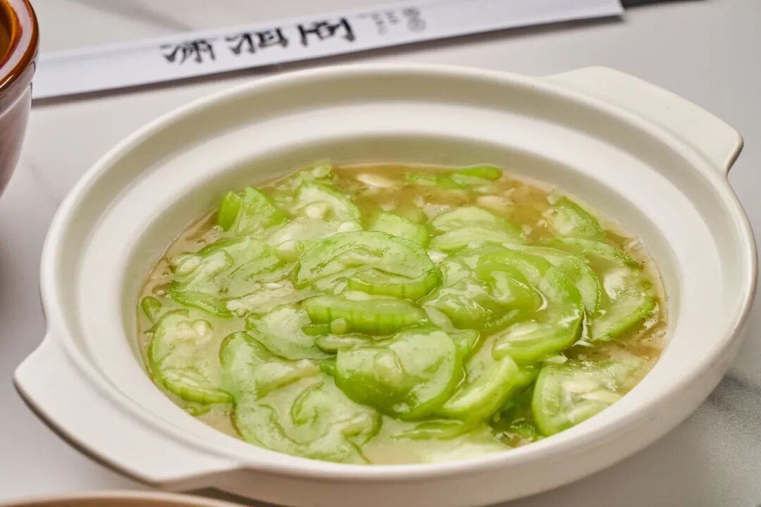 ����10�꣬��˽硰�컨�塱������ֿ��µ꣬����5�ۿ��ԣ�