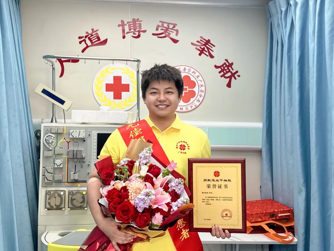 青年志愿者张名杰。通讯员供图