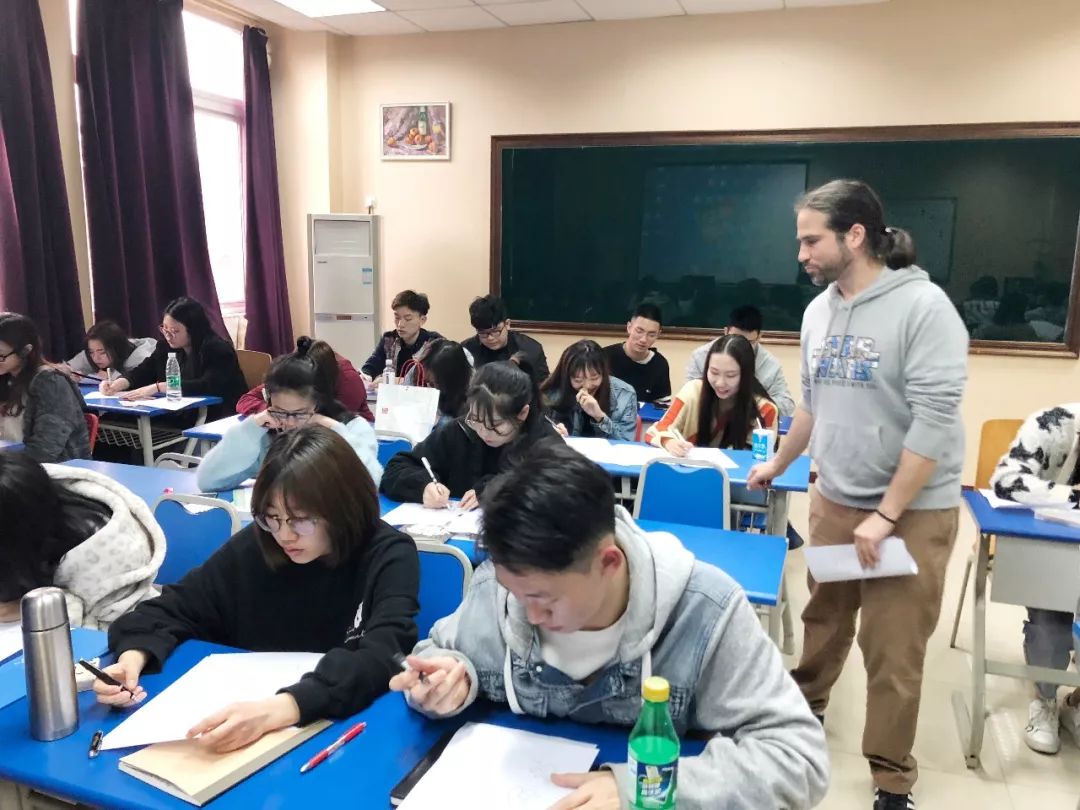 本科加学位是什么意思_本科加专科的大学有哪些_3加2本科是正规本科吗