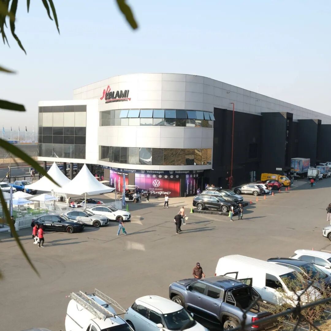 感受非洲汽车节氛围！盈拓展览作为2026年南非汽车节展览会中国区官方授权指定代理，陪您参与汽车庆典