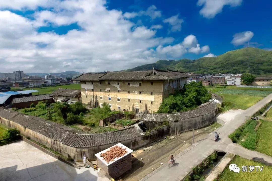 福建土楼群中的"三最"在适中,不改本色,充满厚重的"年代感"!
