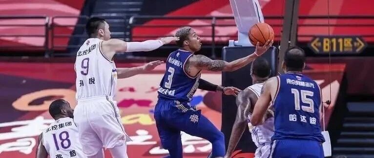 场均57分！这外援是在真人2K？？？