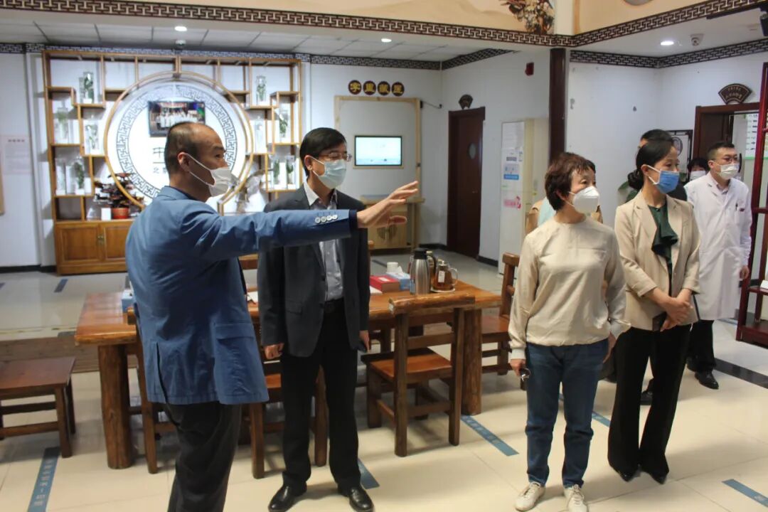农工民主党中央曲凤宏副主席到京顺医院调研