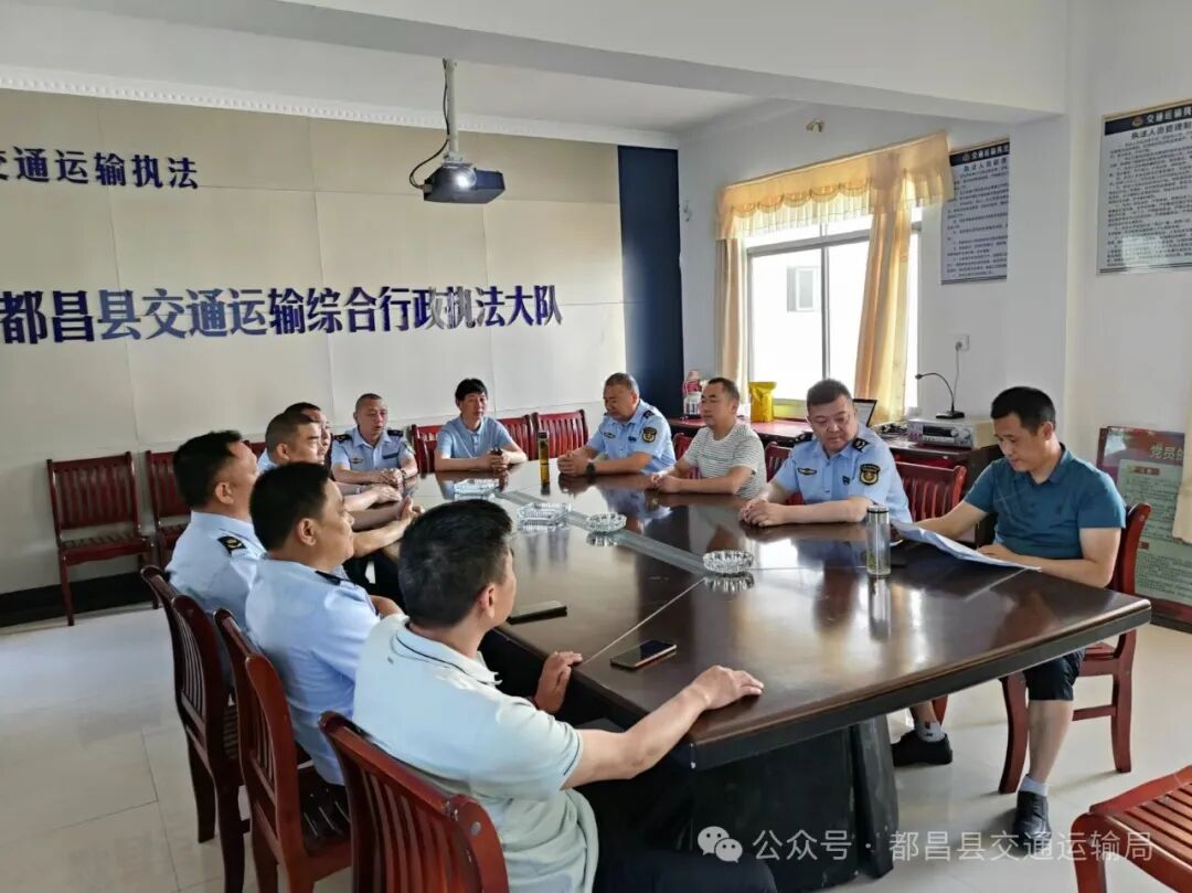 都昌县交通运输综合行政执法大队多措并举开展2024年"路政宣传月"系列