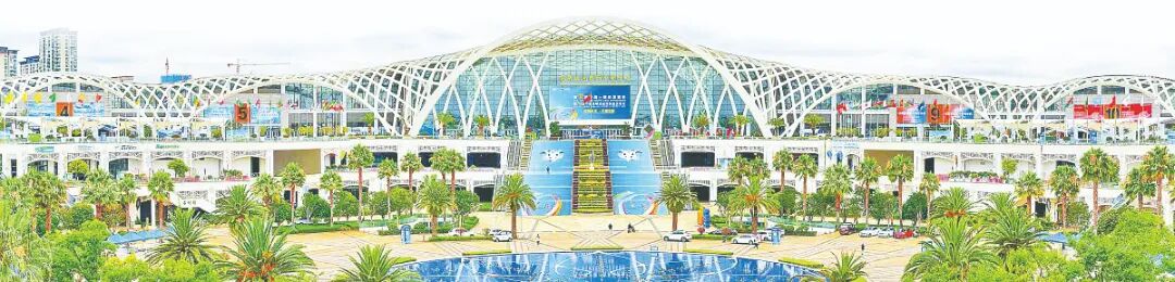 滇池国际会展中心外景.jpg