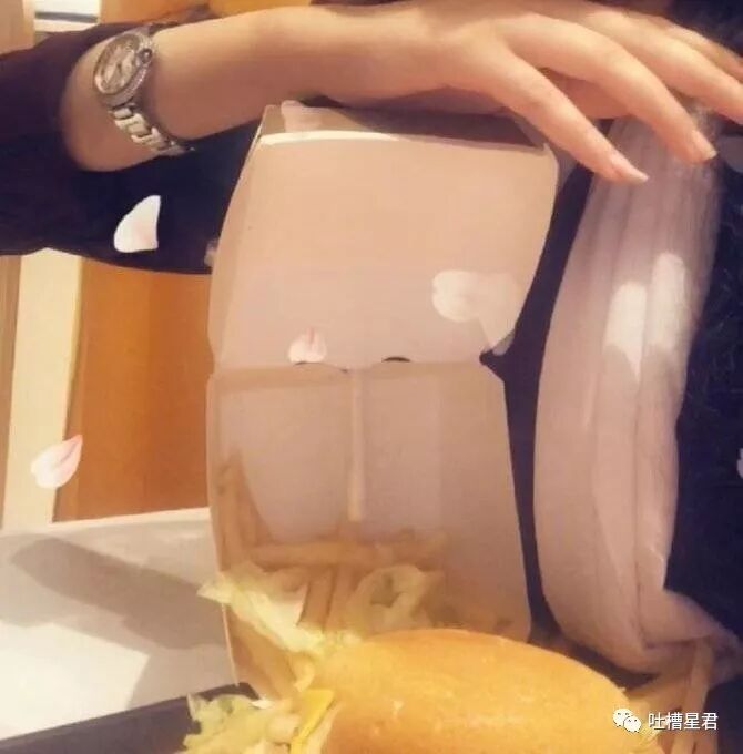 【爆笑】“郭德纲与张云雷恋情实锤！！”照片流出...哈哈哈哈xswl（组图） - 35