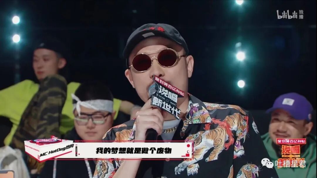 【爆笑】“杨幂问我要不要擦擦汗？”网友：北方暖气30度就tm离谱！！哈哈哈...（组图） - 43
