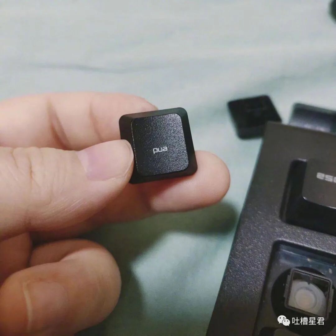 【爆笑】“给女友网购了纯欲风露背裙，这该怎么穿？？”哈哈哈哈转过身当场裂开了…（组图） - 19