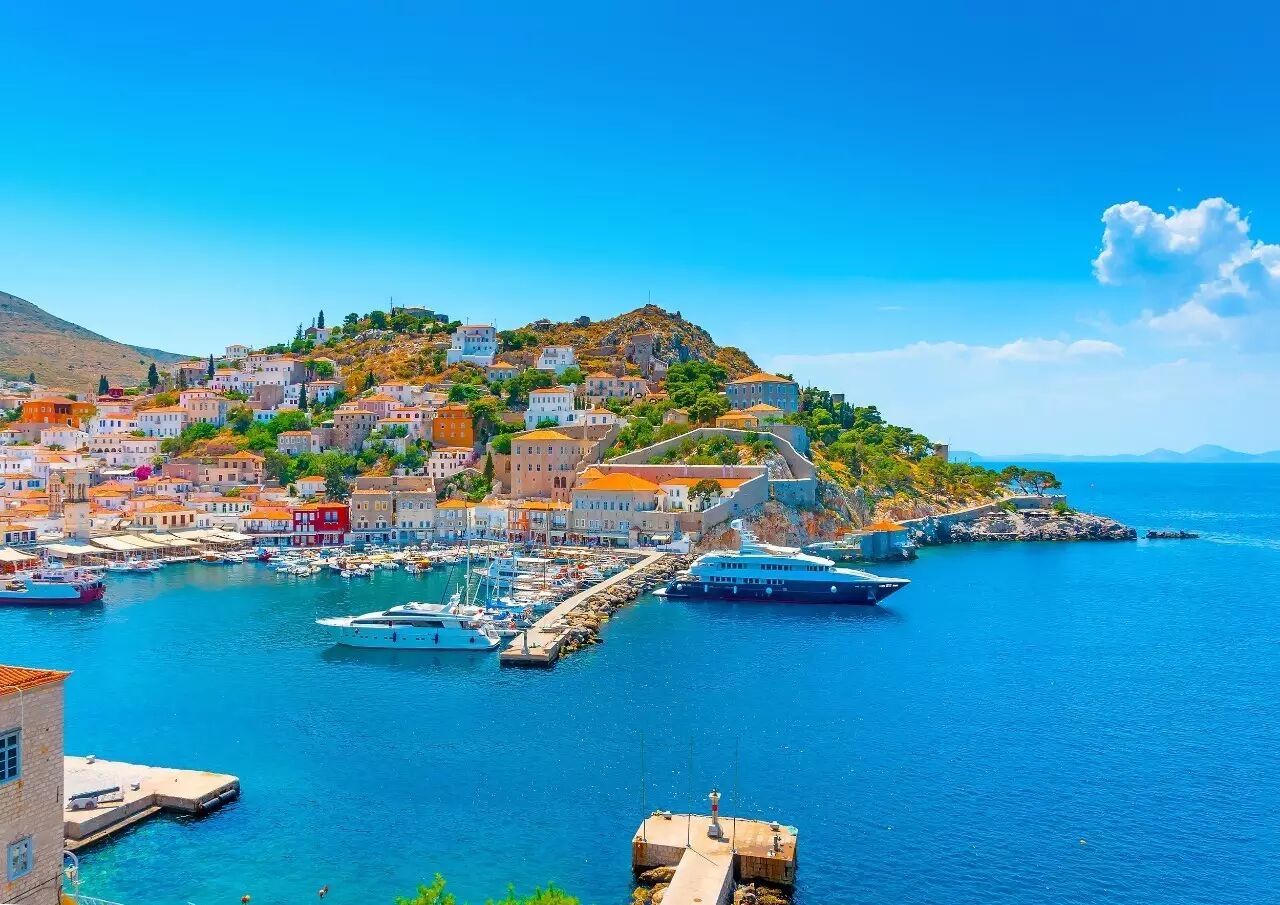 伊兹拉岛(hydra)是萨罗尼克群岛(saronic islands)中的一个岛屿,位于