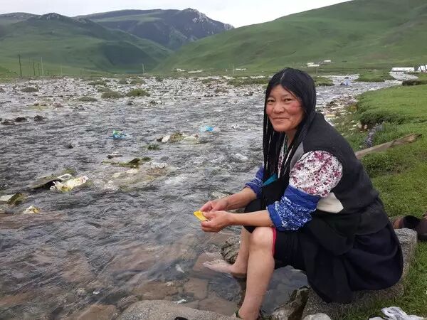 那些我们渐渐淡忘的藏族礼节-图片10