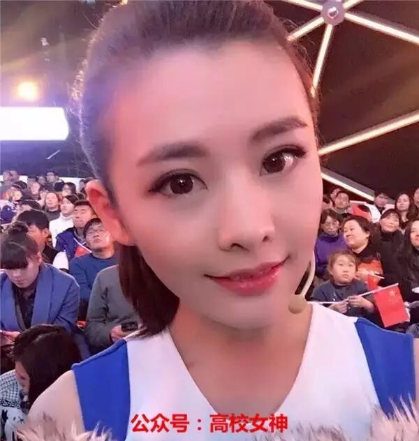 《最强大脑》第四季科助气质出众,集美貌和智慧于一身!