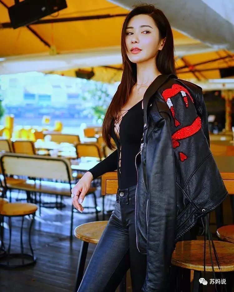 当时就在商务舱上认识了一位印尼富商,名叫nurdian cuaca