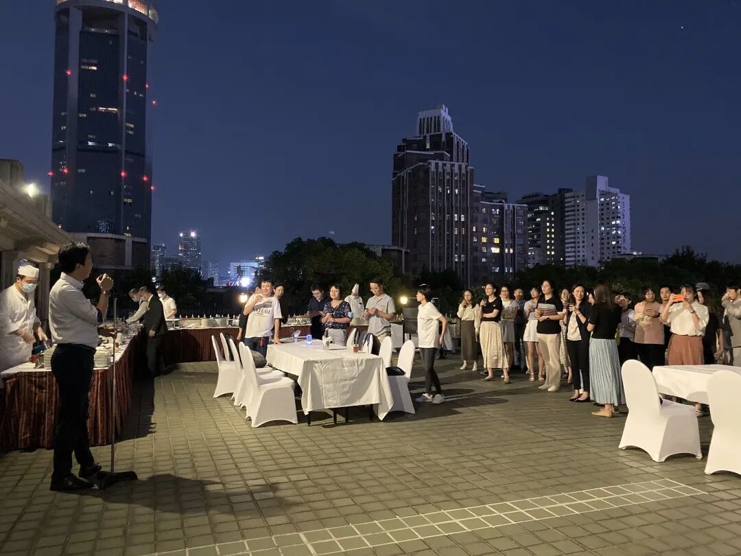 孙总讲话 调亮.jpg