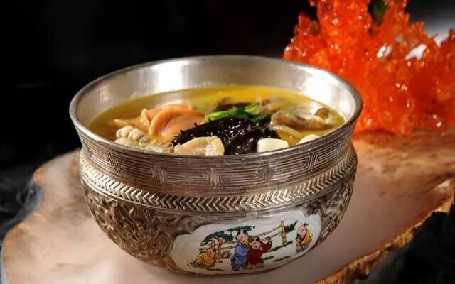 天气渐冷，冬季多吃海参很重要