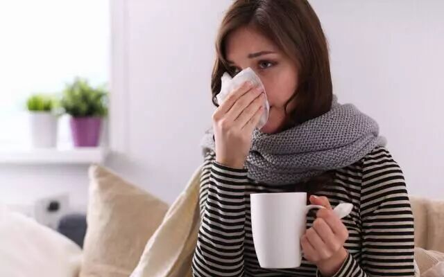 现在流感多发，感冒的人能吃海参吗？